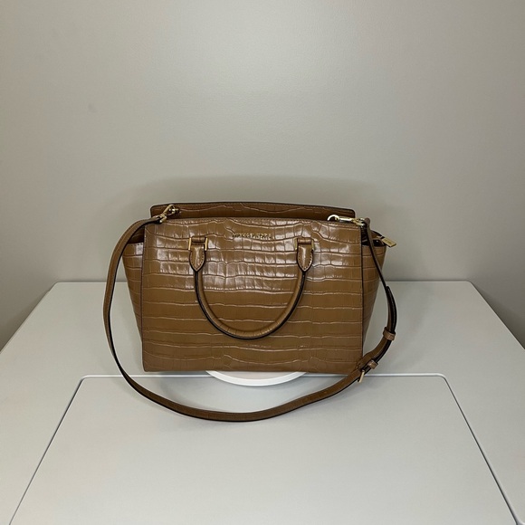 NWT Michael Kors Selma Large Satchel with Embossed Leather - Picture 8 of 11